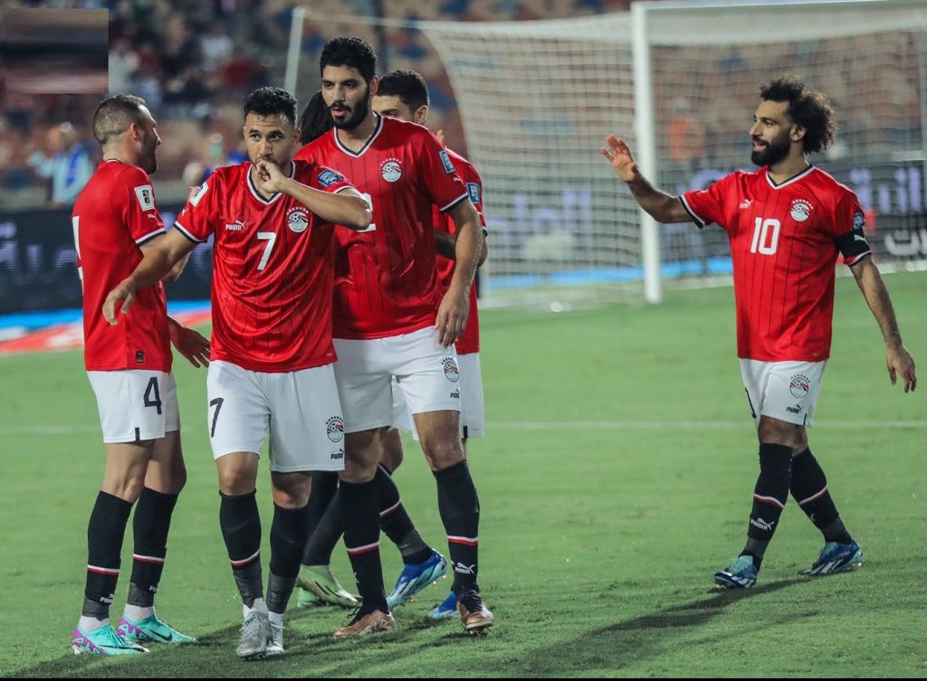 الهدايا تتواصل على منتخب مصر في تصفيات المونديال.. تعادل بوركينا فاسو وغينيا بيساو