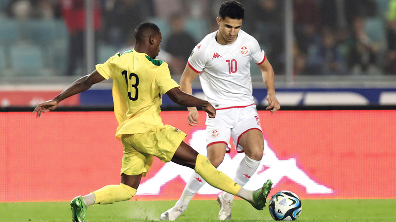 بالعربي وسيفيري ونياكاتي أبرز محترفي الدوري في «التوقف الدولي»