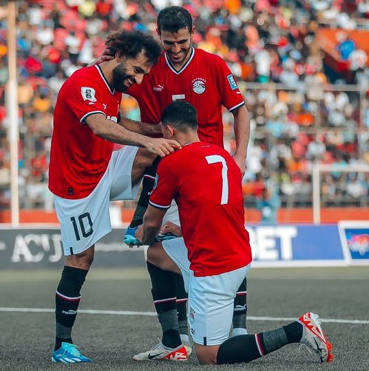 محمد صلاح يتألق مع منتخب مصر.. اتحاد الكرة يتغنى بهداف ليفربول