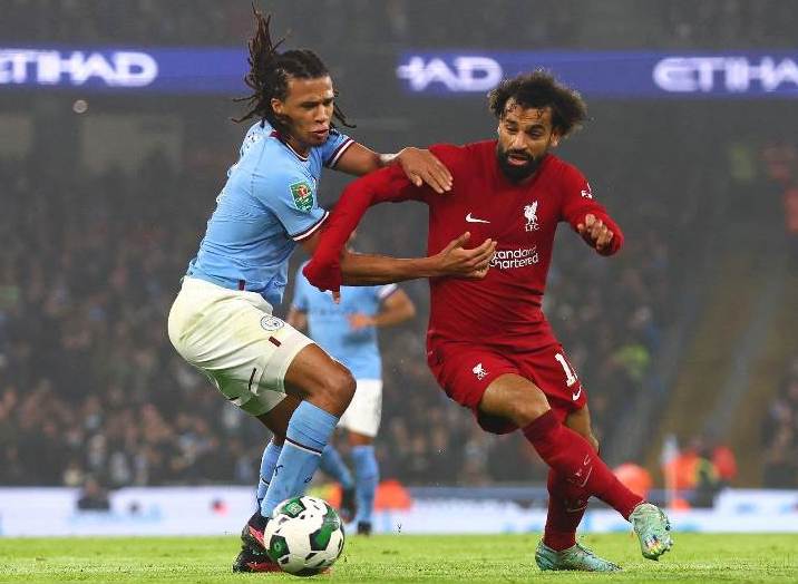 موعد مباراة ليفربول ومانشستر سيتي في قمة الدوري الإنجليزي