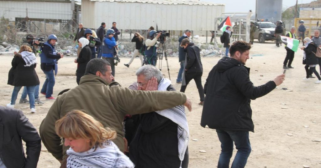 إصابة 4 فلسطينيين قرب سجن عوفر غرب رام الله