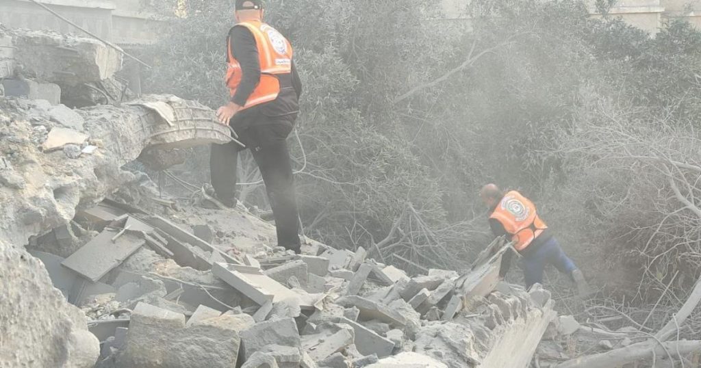 الدفاع المدني في غزة :لا نستطيع انتشال آلاف الشهداء تحت الأنقاض