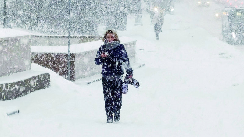 كميات كبيرة من الثلوج تسقط على موسكو