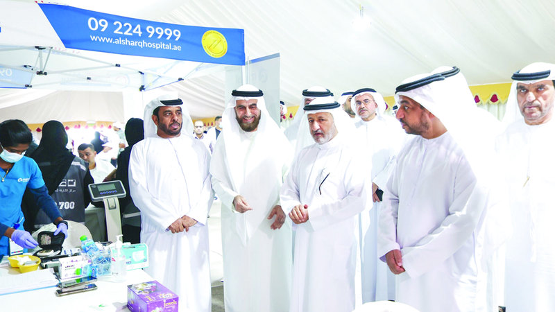 «الشارقة الخيرية» تطلق أكبر مخيماتها الطبية في خورفكان
