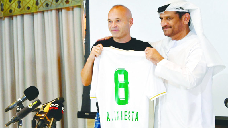 البطران: ماذا قدمتم لنادي الإمارات «يا من تثرثرون على مواقع التواصل»