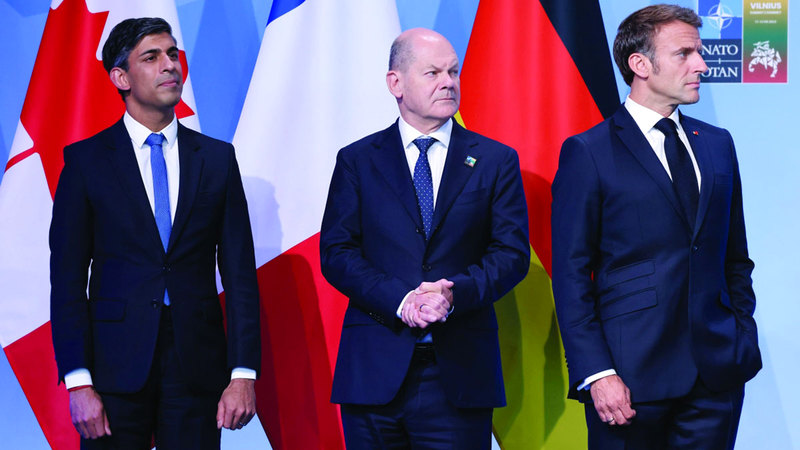 الاتحاد الأوروبي يفتقر إلى زعماء يتمتعون بالجاذبية السياسية