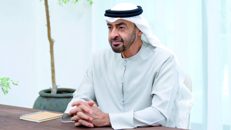 رئيس الدولة يبحث هاتفياً مع رئيس إندونيسيا سبل تعزيز العلاقات الثنائية