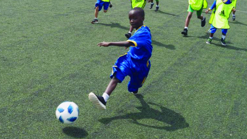 «فيفا» دعم 211 اتحاداً بـ 2.8 مليار دولار