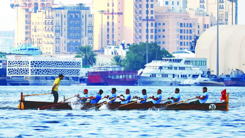 300 بحار يتنافسون في كأس آل مكتوم لقوارب التجديف