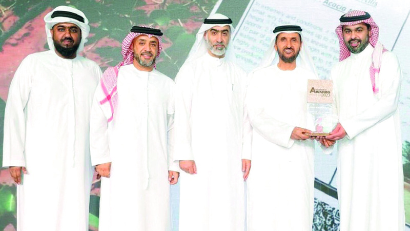 بلدية أبوظبي تحصد جائزتين في «الاستدامة للمناظر الطبيعية»