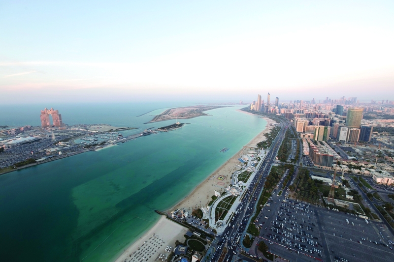 نمو اقتصاد أبوظبي غير النفطي 7.7% في الربع الثالث