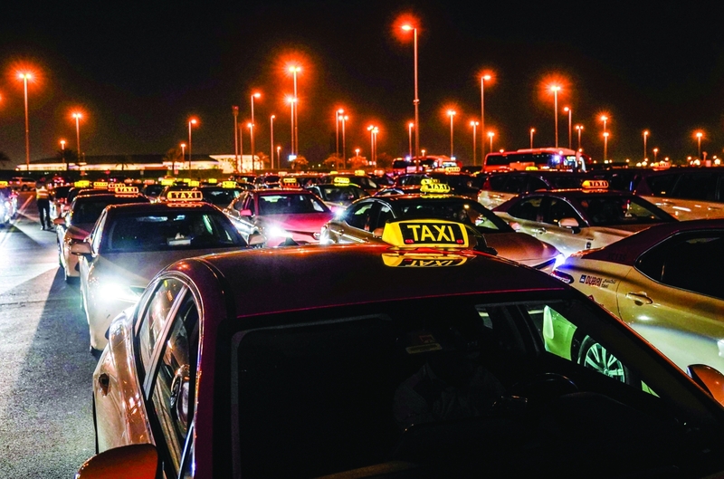 تعرفة «مرنة» لمركبات الأجرة وخدمة «هلا» في مواقع الفعاليات