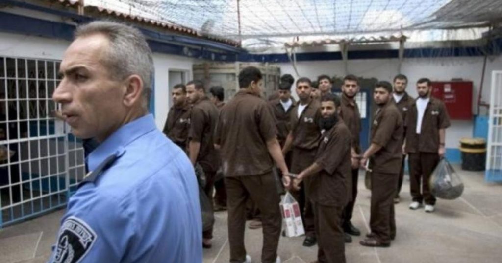 هيئة شؤون الأسرى: إسرائيل حوّلت سجونها إلى مقابر أحياء منذ 7 أكتوبر