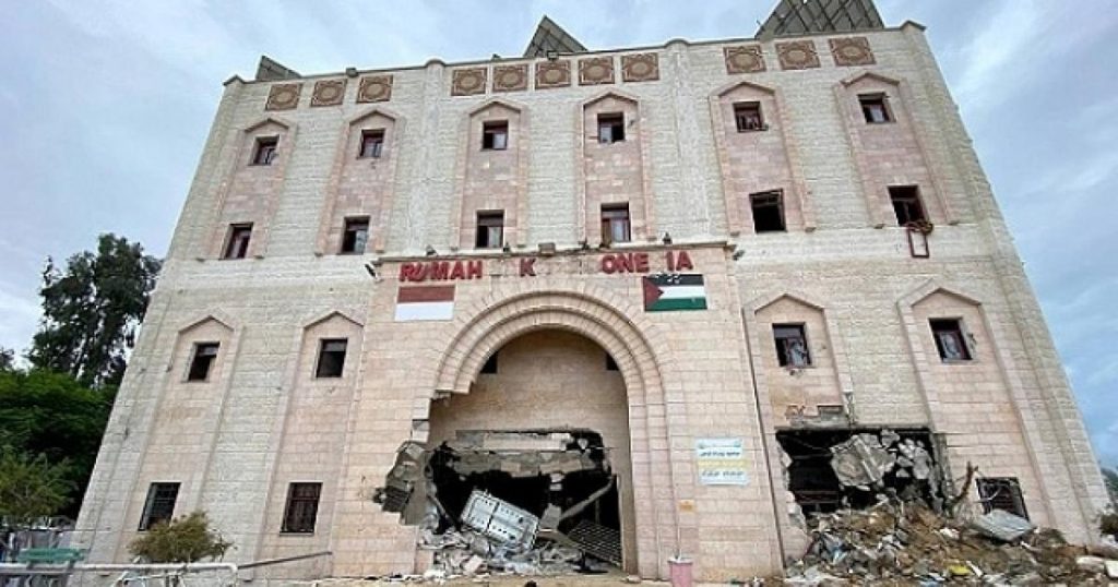 اعتقال 21 من العاملين بالمجال الطبي في غزة