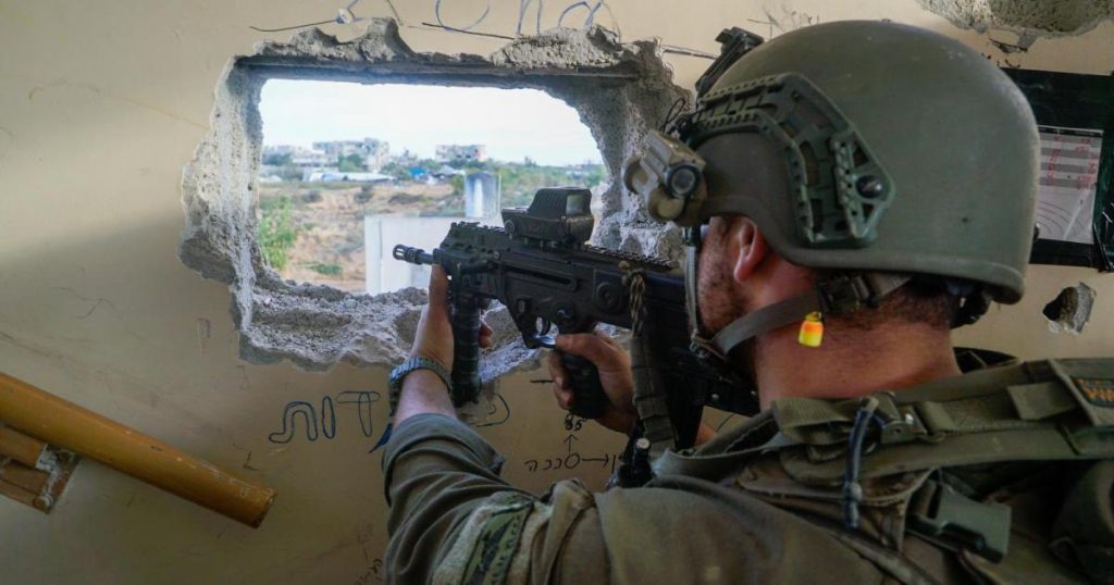 حرب غزة – الجيش الإسرائيلي يشن توغلا بريا في شمال خانيونس