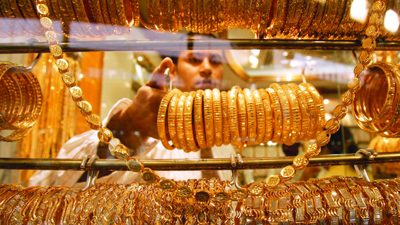 تجار: ارتفاع لافت لمبيعات الذهب رغم زيادة الأسعار