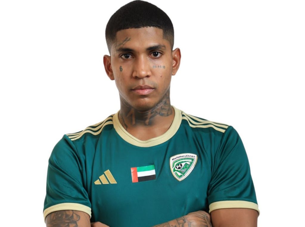 خورفكان يتعاقد مع البرازيلي سانتانا