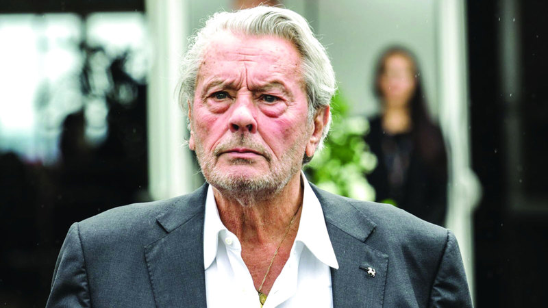 حرب بين أولاد آلان ديلون أبرز نجوم السينما الفرنسية