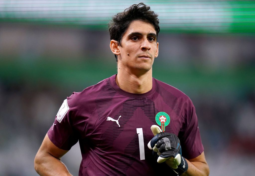 عملاق “أسود الأطلس” يترقب إنجاز تاريخي.. “فيفا” يحدد موقفه الإثنين