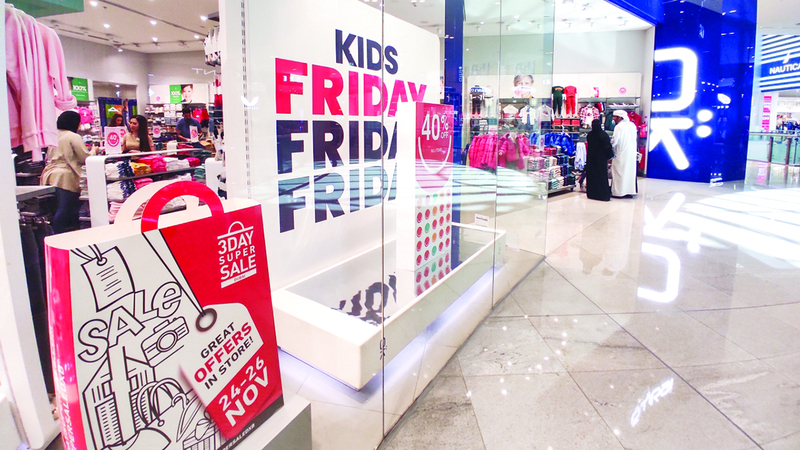 خبراء: المنافسة وزيادة المبيعات تحفزان منافذ بيع على العروض المتخصصة