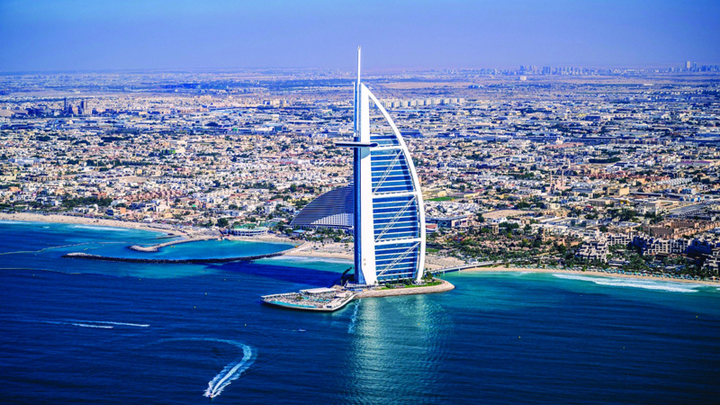 وزراء: الإمارات رسّخت نموذجاً اقتصادياً يُحتذى في المرونة والتكيف مع المتغيرات العالمية