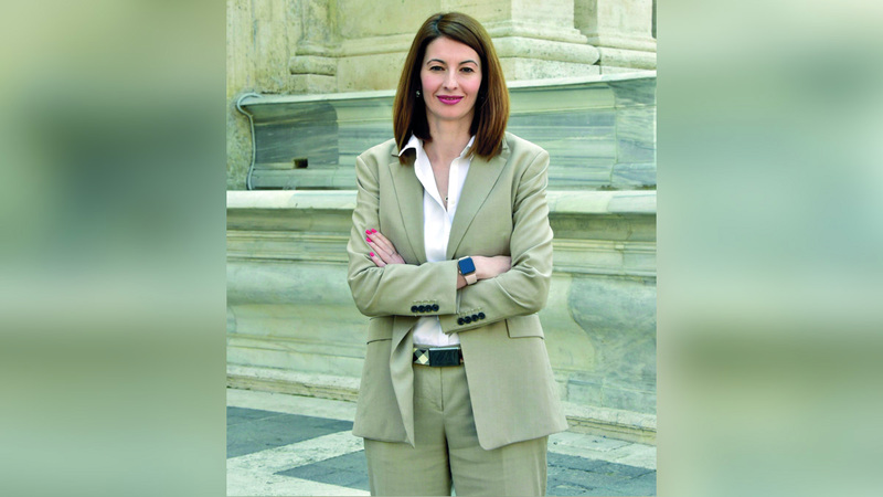 مؤتمر دبي الرياضي يفتتح أعماله بجلسة «المرأة وكرة القدم»