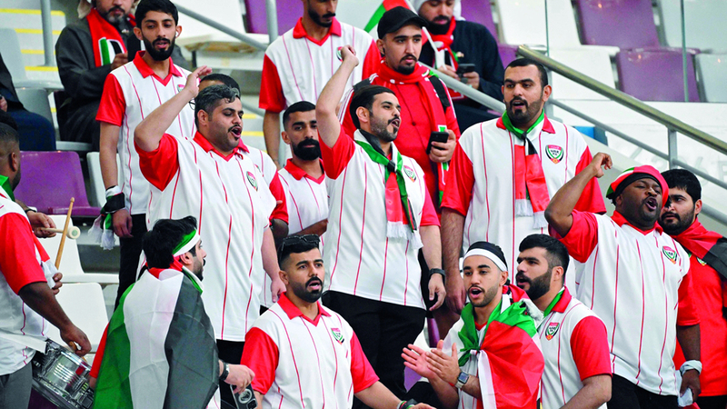 مشجعون: ننتظر زحف الجمهور براً وجواً لدعم الأبيض أمام فلسطين