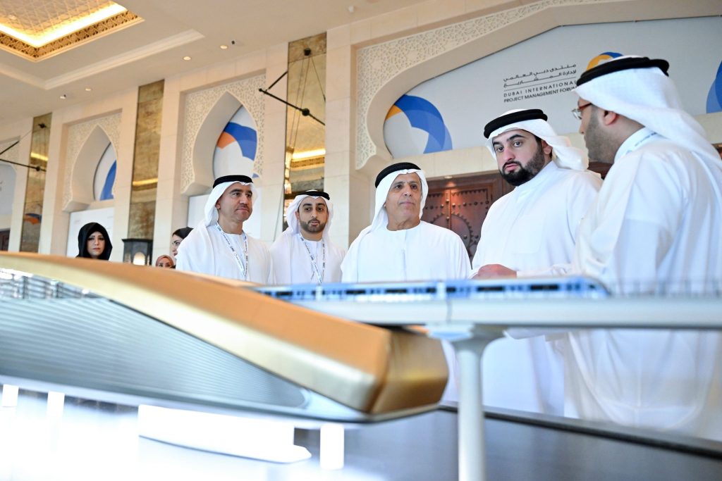 أحمد بن محمد: دبي تملك مخزوناً من الخبرات المتراكمة وطموحاتنا ستبقى دوماً بلا حدود