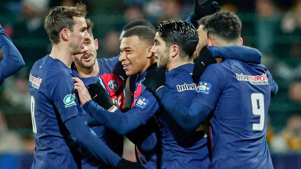 تأهل باريس سان جيرمان وموناكو إلى ربع نهائي الكأس