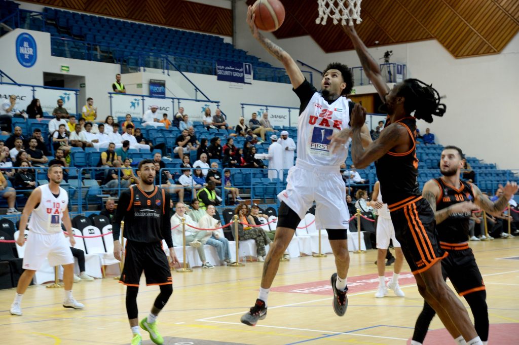 خسارة «أبيض السلة» والنصر في بطولة دبي الدولية