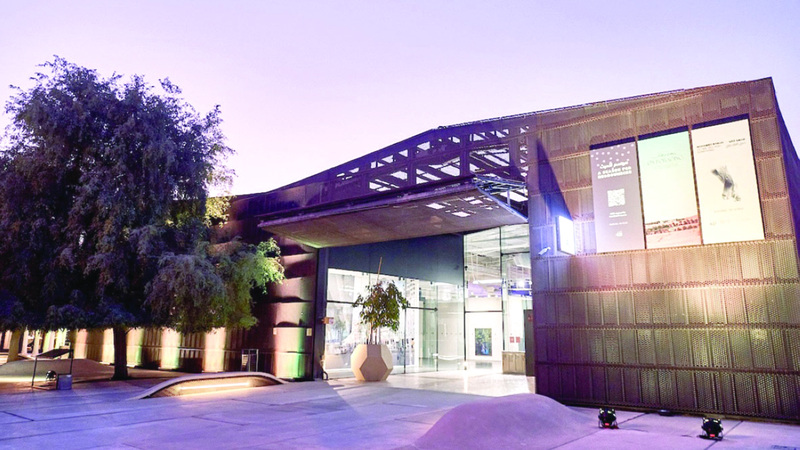 عروض سينمائية ومعارض في «مجمع 421 للفنون»