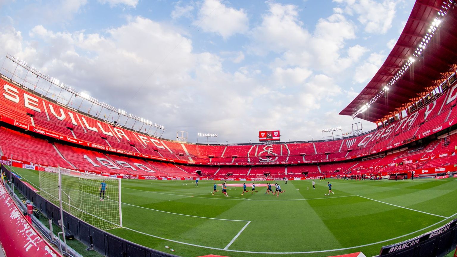 مصرع 3 مشجعين لإشبيلية خلال توجههم لحضور لقاء أتلتيكو