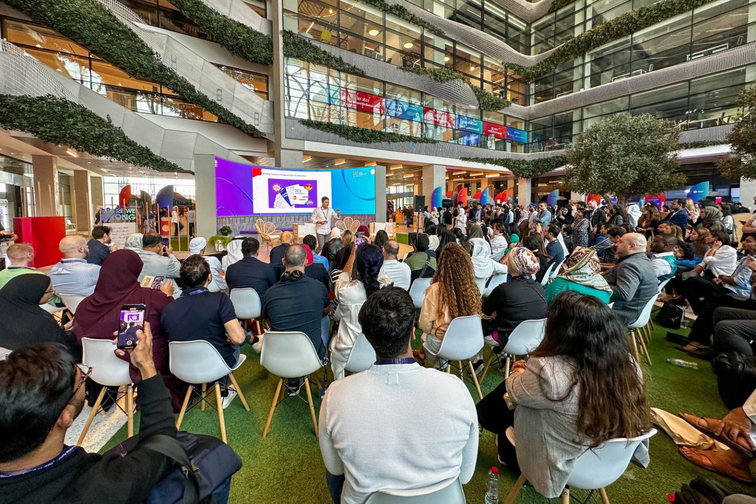 “مدينة الشركات الناشئة” تستضيف حوارات ملهمة لـ40 رائد أعمال عالمي