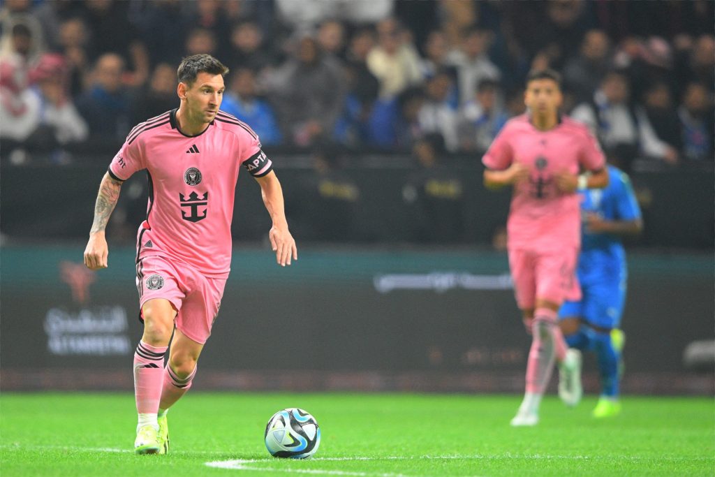 الهلال السعودي يهزم ميسي ورفاقه في كأس موسم الرياض