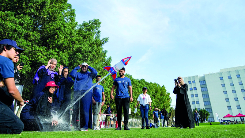«تحدي الصاروخ المائي» يحفز الشغف لدى أجيال المستقبل