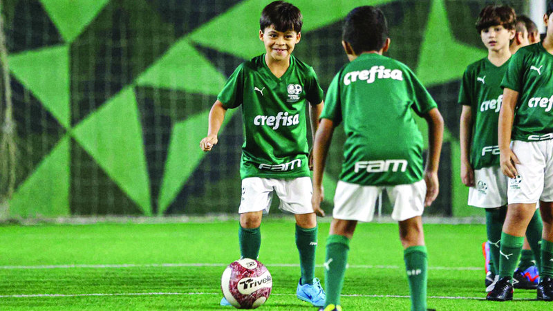 أول أكاديمية لنادي بالميراس خارج البرازيل في دبي