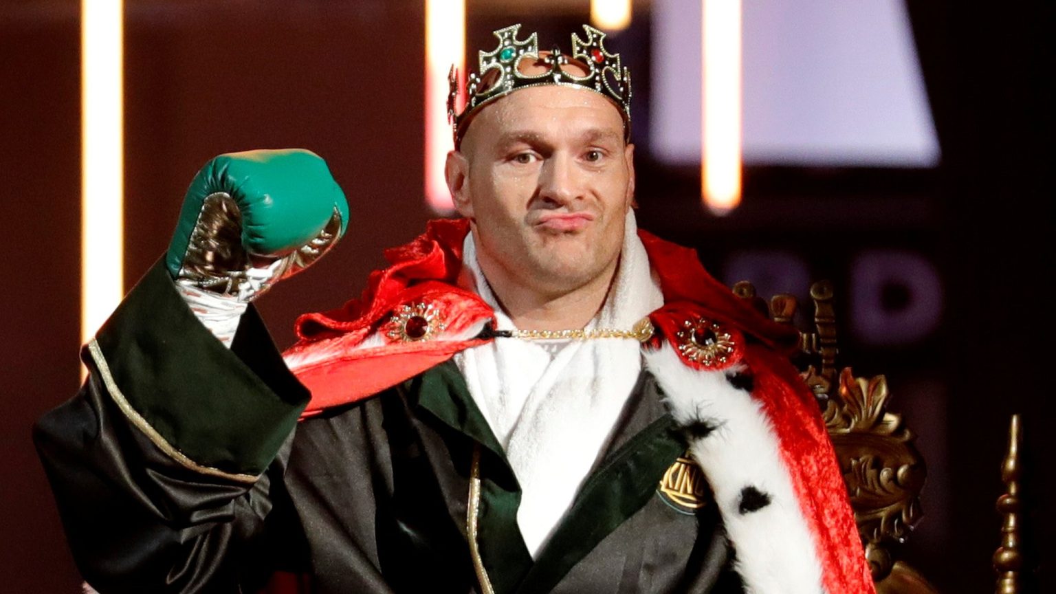 إصابة فيوري.. تركي آل الشيخ يعلن تأجيل نزال “حلبة النار” ورد قيمة التذاكر للجمهور