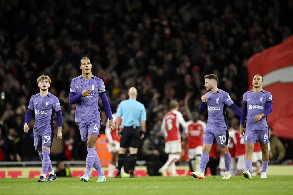 أرقام كارثية لليفربول في قمة أرسنال بالدوري الإنجليزي