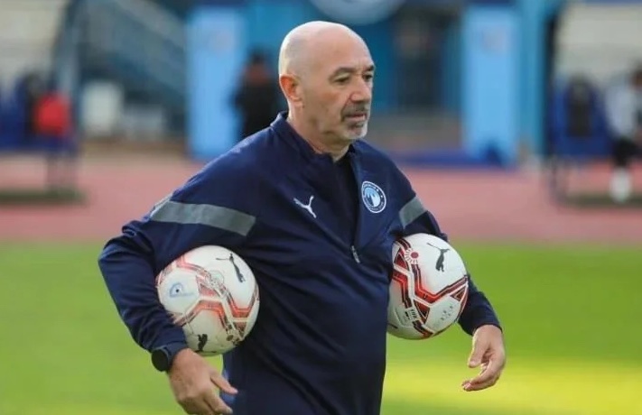 قرار مفاجئ.. بيراميدز يقيل مدربه البرتغالي باتشيكو