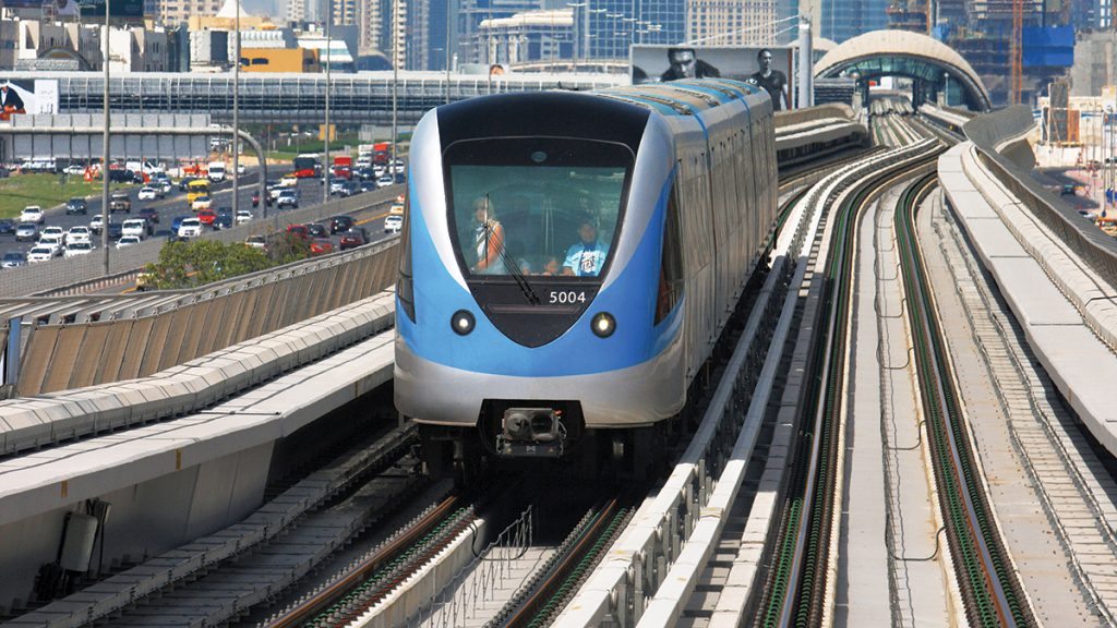 “طرق دبي” تنوه عن تأثر خدمة المترو في محطة “أون باسيف”