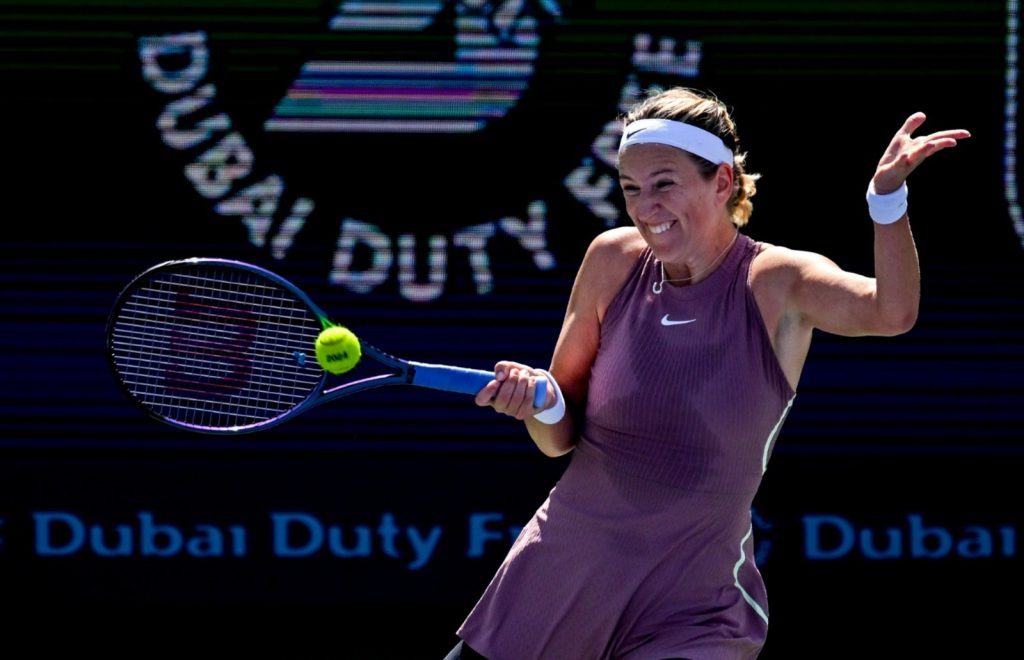 أزارينكا تحجز موعداً مع رابيكينا في “تنس دبي”