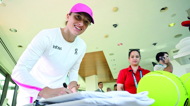 «تنس دبي» تغازل المصنفات الـ 4 الأوليات