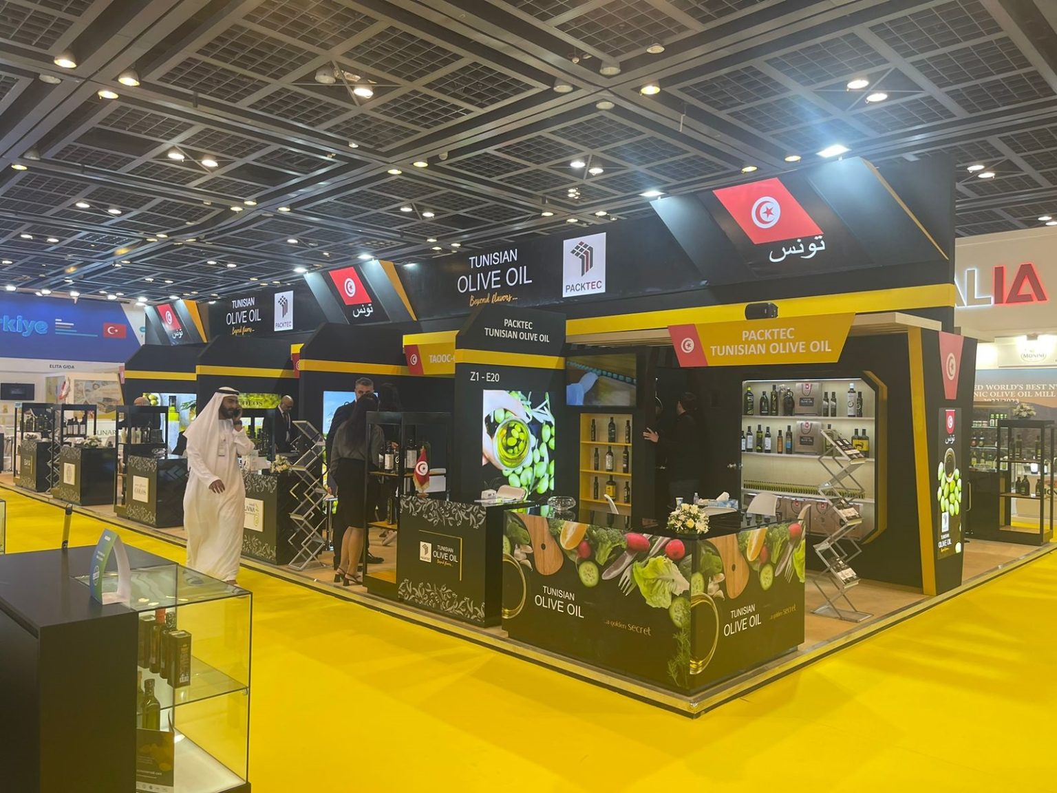 الشركات العالمية تواصل إبرام الصفقات في “جلفود”