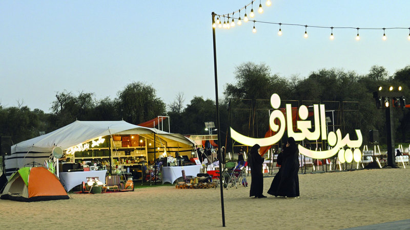 قيم أهالي دبي تزهو «بين الغاف»