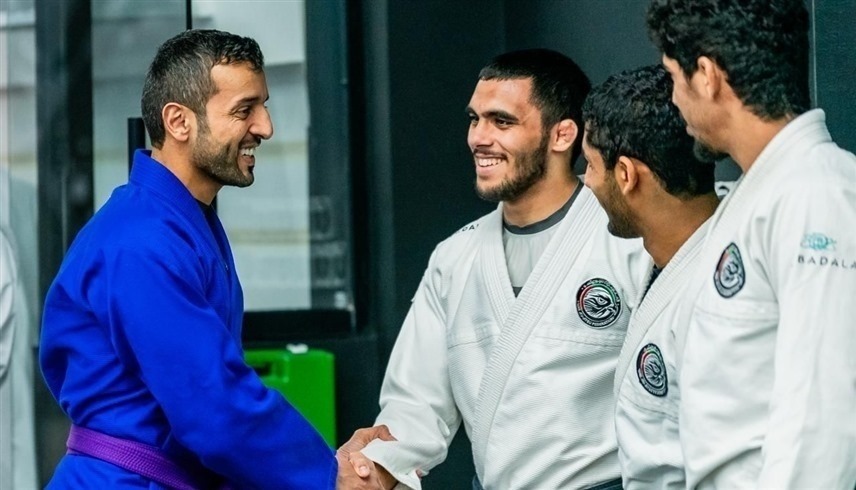 سلطان النيادي يشارك في تدريبات منتخب الإمارات للجوجيتسو