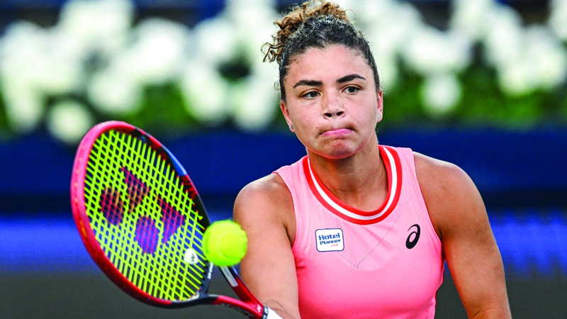 جاسمين باوليني.. ثاني إيطالية تبلغ نهائي «تنس دبي»