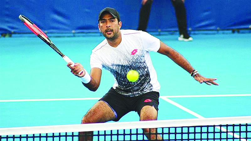 «رئيس اتحاد» يُودِّع «تنس دبي» من الدور الأول