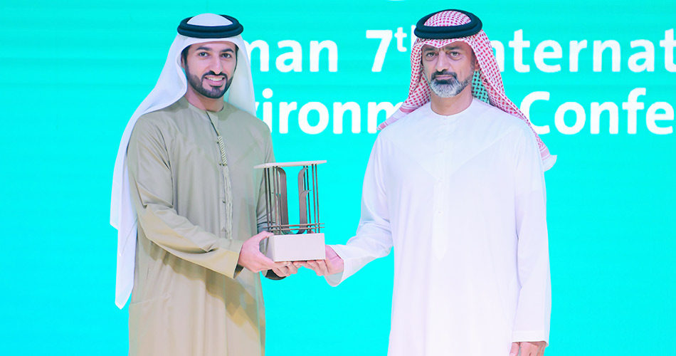 عمار النعيمي يكرّم الفائزين بجائزة حميد بن راشد الدولية للاستدامة