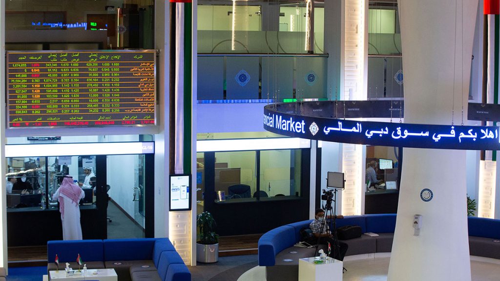 15.8 مليار درهم توزيعات نقدية لـ 4 بنوك مدرجة في سوق دبي