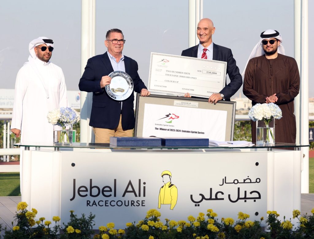 الجواد “كولور آب” يتوج بلقب “سلسلة الإمارات لسباقات السرعة”